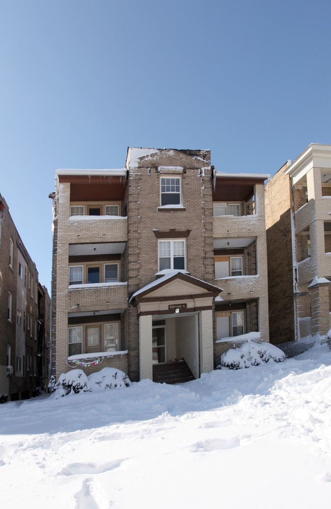 320 Mckee Pl in Pittsburgh, PA - Foto de edificio - Building Photo