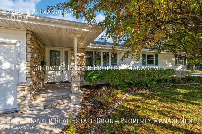 2200 N Alexander St in Appleton, WI - Building Photo - Building Photo