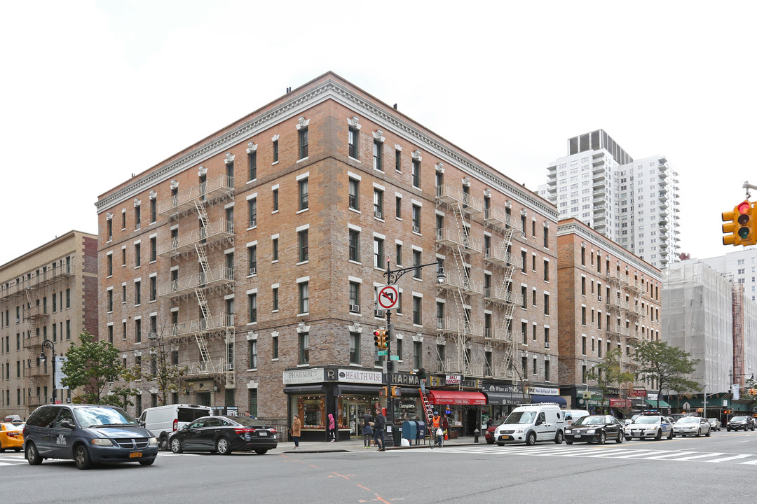 1480 York Ave in New York, NY - Building Photo