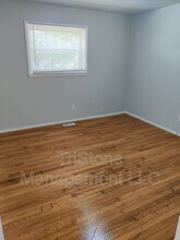 9131 Feldbank Dr in Charlotte, NC - Foto de edificio - Building Photo