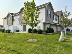 7219 Elmo Ct in Lino Lakes, MN - Building Photo - Building Photo