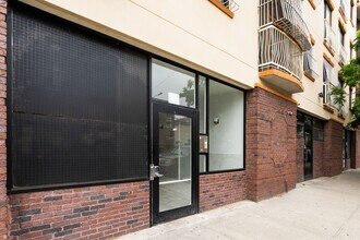605 E. new York Ave in Brooklyn, NY - Building Photo - Building Photo