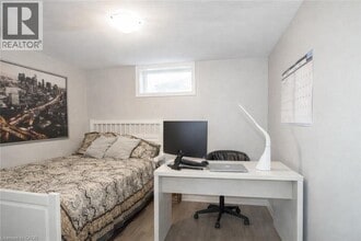 17 Ridgeview Ave in St Catharines, ON - Building Photo - Building Photo