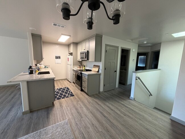 257 Hodgson St in Eureka, CA - Foto de edificio - Building Photo