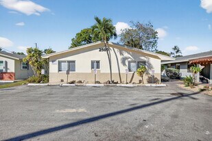 2500 SW 18th Terrace in Fort Lauderdale, FL - Building Photo