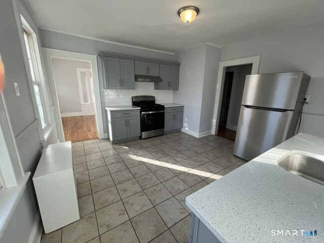 102 Remington St in Bridgeport, CT - Building Photo - Building Photo