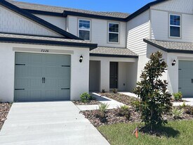 7228 Reunion Ct in Tampa, FL - Building Photo