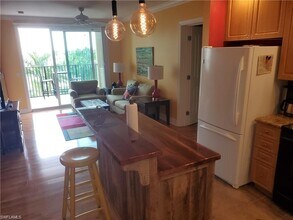 2825 Palm Beach Blvd-Unit -416 in Ft. Myers, FL - Building Photo - Building Photo