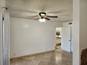 25730 Player Dr in Santa Clarita, CA - Building Photo - Building Photo