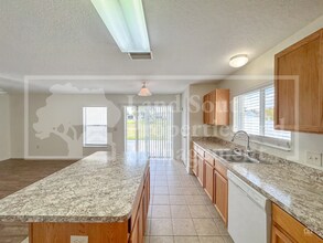 7509 Hunters Greene Cir in Lakeland, FL - Building Photo - Building Photo