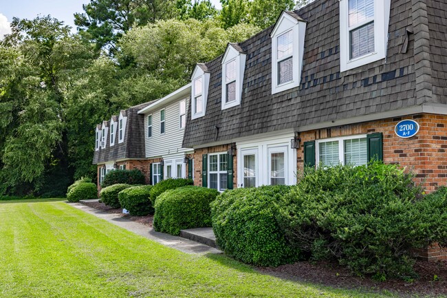 Herritage Court Apartments photo'