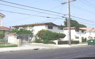 9549-9555 Cortada St Apartments