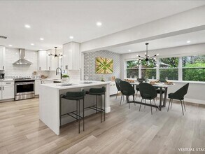 2932 NW 8th Ave in Wilton Manors, FL - Building Photo - Building Photo