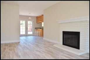 637 Enright Ave in Santa Clara, CA - Building Photo