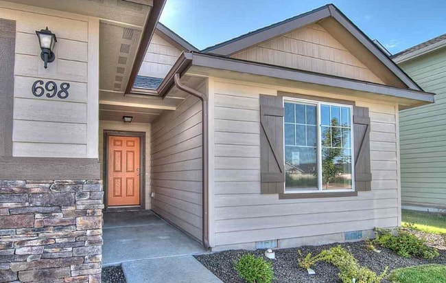 698 N Scotney Ave in Meridian, ID - Building Photo - Building Photo