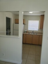 831 SW 14th Ct in Deerfield Beach, FL - Foto de edificio - Building Photo