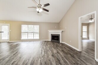 5755 Kuykendall Dr in Southaven, MS - Building Photo - Building Photo