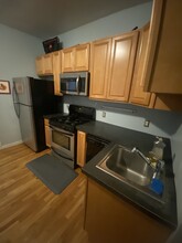 76 Phillips St, Unit 2 in Boston, MA - Building Photo - Building Photo