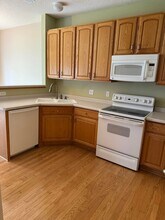 7584 Derby Ln in Shakopee, MN - Building Photo - Building Photo