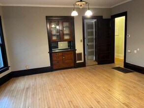 1042 E Gorham St in Madison, WI - Building Photo - Building Photo