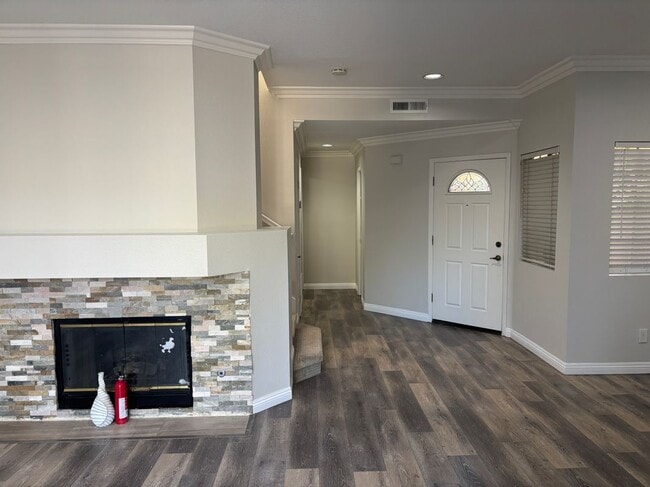2363 Paseo Circulo in Tustin, CA - Building Photo - Building Photo