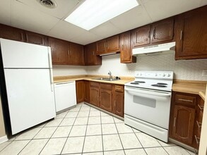326 Olympia Dr in Maryville, TN - Foto de edificio - Building Photo