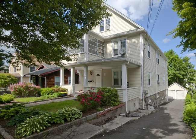 22 Hinckley Ave