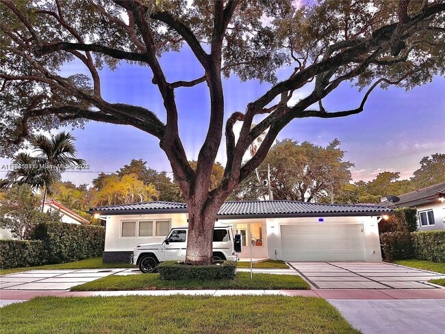property at 616 Tiziano Ave