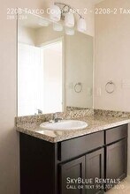2208 Taxco Ct in Edinburg, TX - Building Photo - Building Photo
