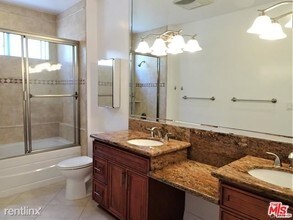 10630 Wilkins Ave-Unit -Apt 102 in Los Angeles, CA - Building Photo - Building Photo