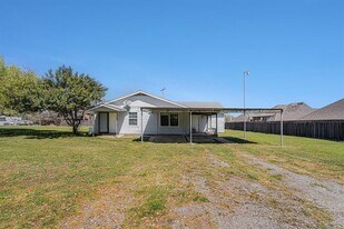 1965 N White Chapel Blvd in Southlake, TX - Building Photo
