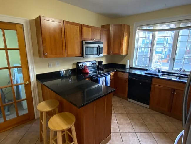 110 Central St, Unit 27R-1