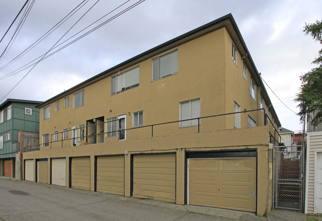 219 11th Ave E in Seattle, WA - Foto de edificio - Building Photo