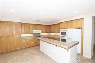 2895 Douglas Way in Corona, CA - Building Photo - Building Photo