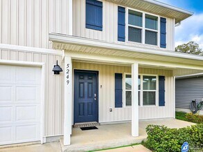 5249 Peach Dr in Pace, FL - Building Photo - Building Photo