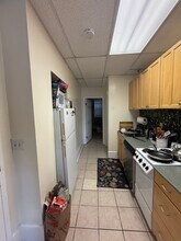 879 Beacon St, Unit 32 in Boston, MA - Building Photo - Building Photo