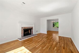 365 Birch Rill Dr in Alpharetta, GA - Building Photo - Building Photo