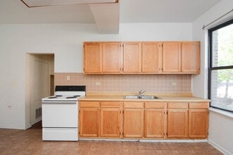 3145 W Medill Ave, Unit A03W in Chicago, IL - Building Photo - Building Photo