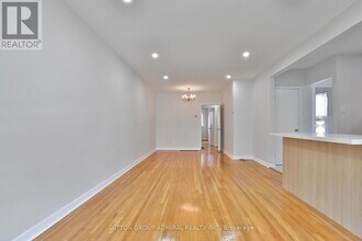 264 Mcconvey Dr in Richmond Hill, ON - Building Photo - Building Photo