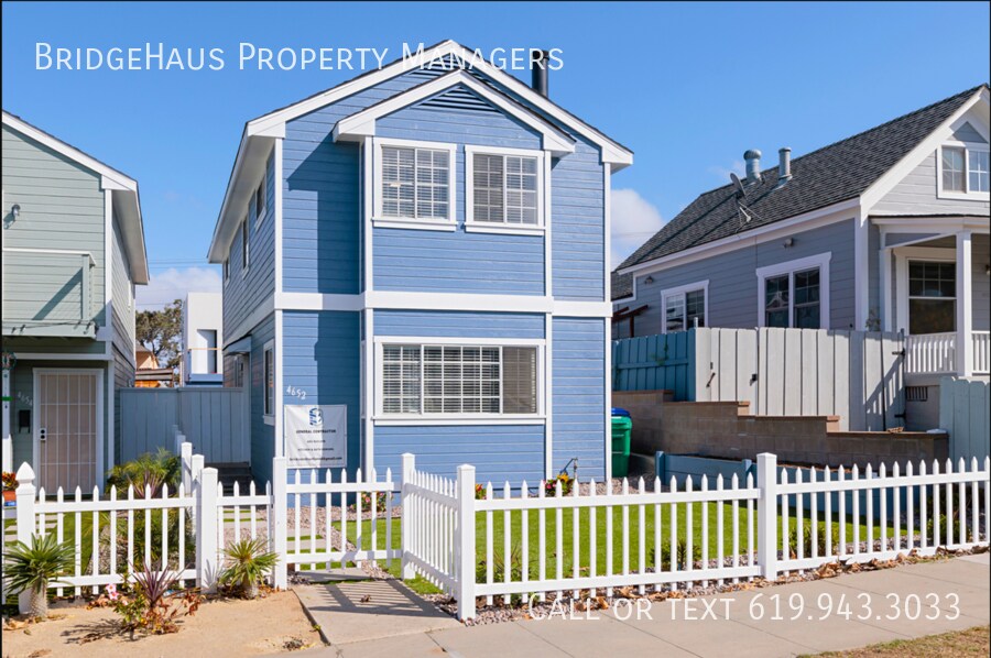 4652 Santa Monica Ave in San Diego, CA - Building Photo