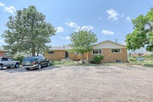 16868 W 14th Pl in Golden, CO - Building Photo