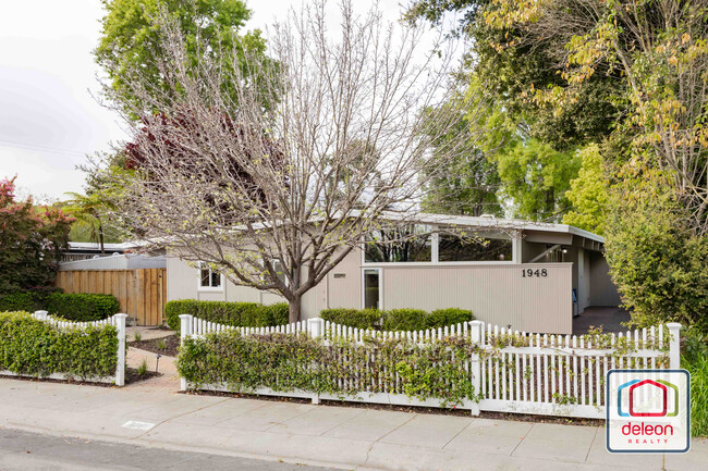 property at 1948 Edgewood Dr