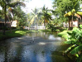 770 SE 2nd Ave, Unit B211 in Deerfield Beach, FL - Building Photo