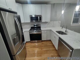 15 Harold St, Unit 2 in Somerville, MA - Building Photo