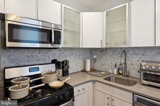 2511 E Oakdale St in Philadelphia, PA - Building Photo - Building Photo