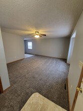 3209 Markwardt St in Joplin, MO - Building Photo - Building Photo