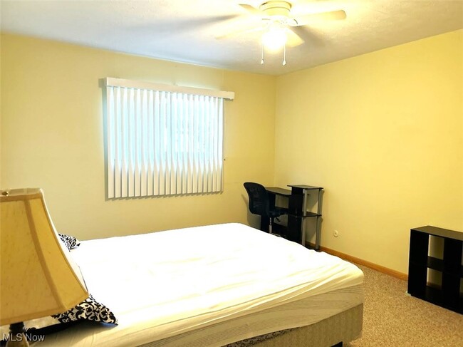 property at 200 Fernwood Rd