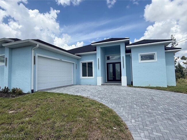 3445 NE 21st Ave in Cape Coral, FL - Foto de edificio - Building Photo