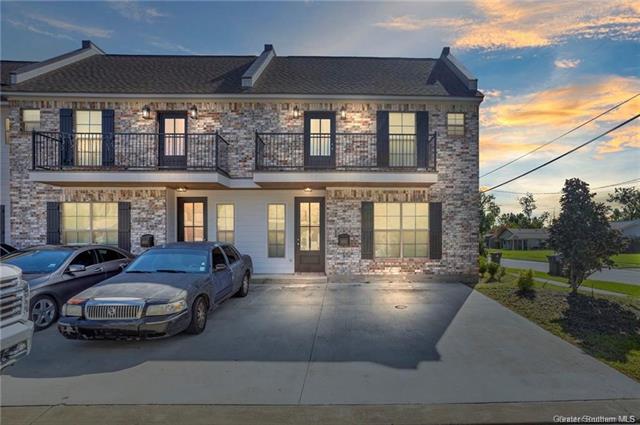 property at 3635 Croyant Ct