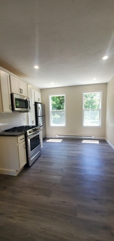 86 Pinehurst Ave in Auburn, MA - Building Photo - Building Photo